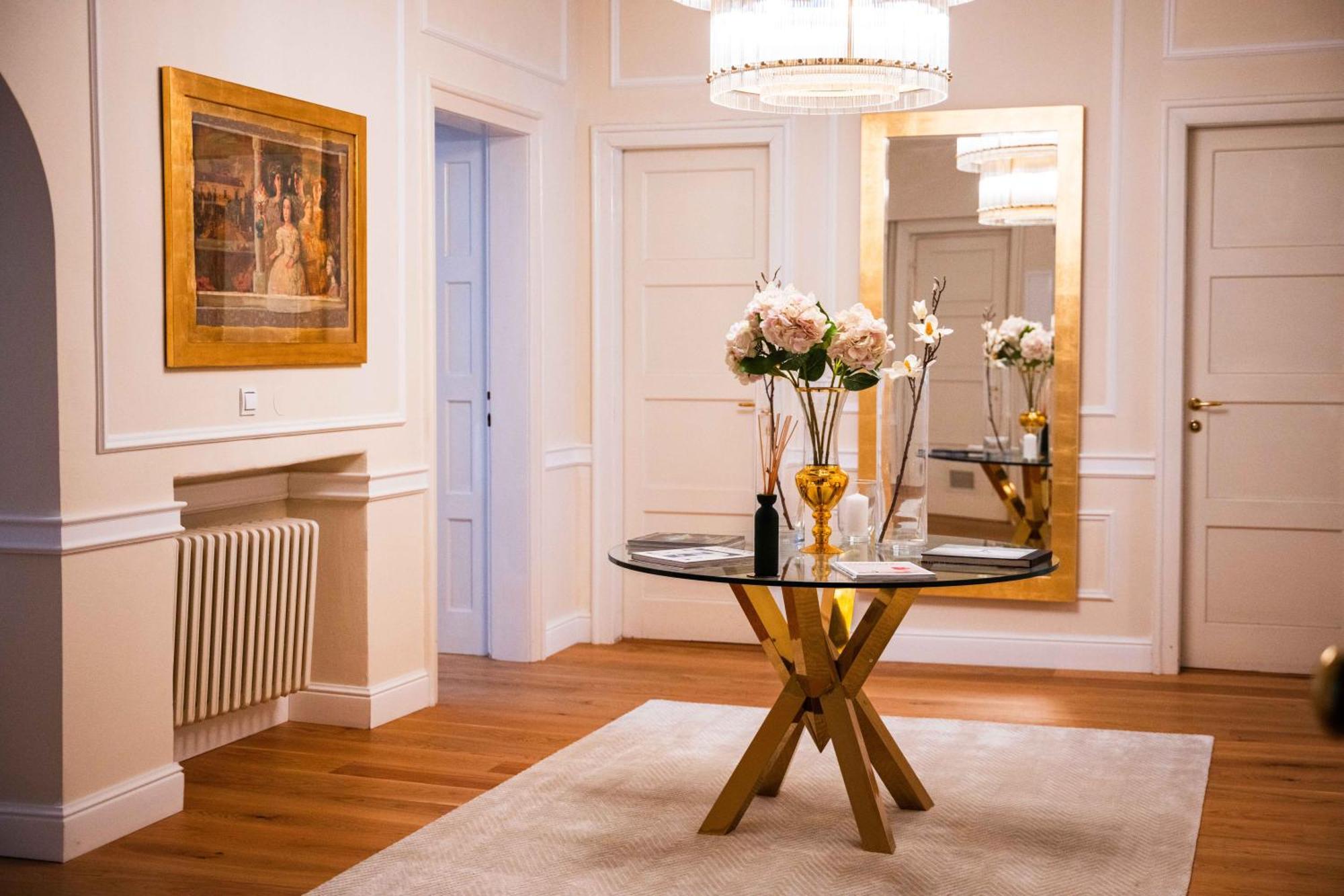 Luxury 3Bdr Suite- Maison Imperial Сараево Экстерьер фото